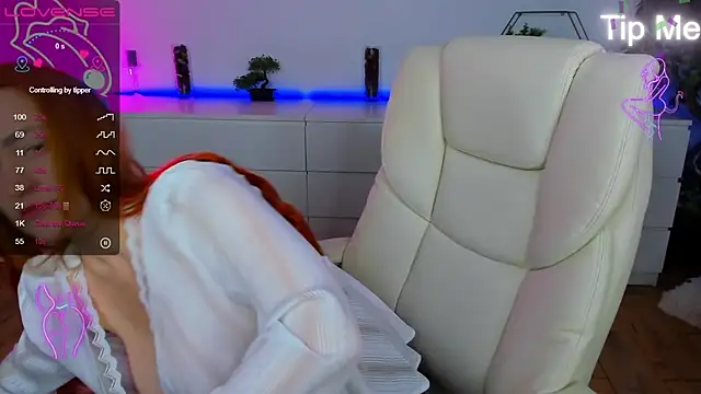 Kamilla Hot online show from 11-09-25, 07:01