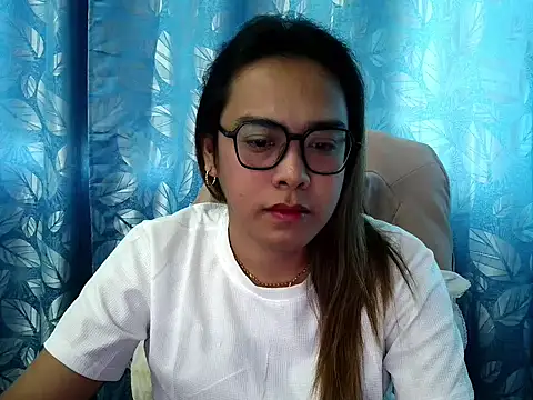 Your PrettyGirlxxx online show from 11-06-25, 06:14