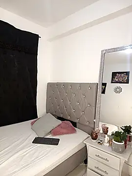 AmandaNordby  online show from 02-15-26, 10:03