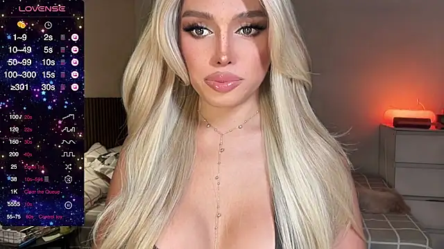 Snapshot of Judi_Abas chatting on 10-14-25, 11:27 Judi Abas online show from 10-14-25, 11:27