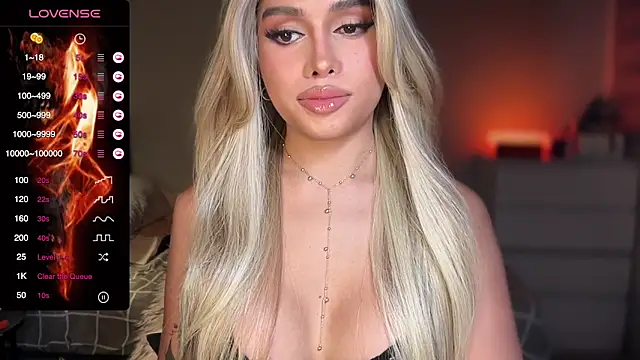 Snapshot of Judi_Abas chatting on 10-17-25, 12:52 Judi Abas online show from 10-17-25, 12:52