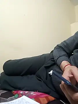 Snapshot of Desi_Rider_Aadi chatting on 02-27-25, 04:53 Desi Rider Aadi online show from 02-27-25, 04:53