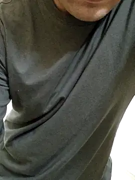 Snapshot of Desi_Rider_Aadi chatting on 11-09-25, 04:55 Desi Rider Aadi online show from 11-09-25, 04:55