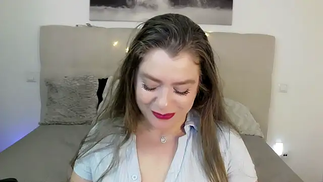 Snapshot of PetersEmily chatting on 12-02-24, 01:14 PetersEmily online show from 12-02-24, 01:14