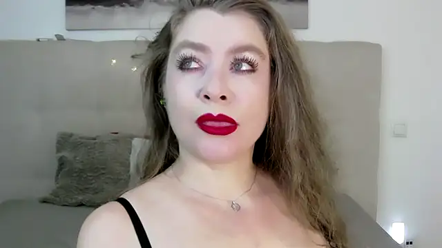 Snapshot of PetersEmily chatting on 01-10-25, 11:39 PetersEmily online show from 01-10-25, 11:39