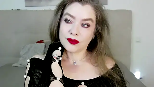 Snapshot of PetersEmily chatting on 02-19-25, 02:01 PetersEmily online show from 02-19-25, 02:01