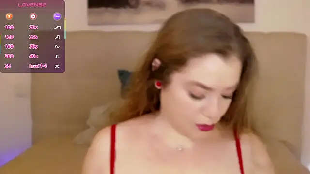 Snapshot of PetersEmily chatting on 11-18-25, 12:31 PetersEmily online show from 11-18-25, 12:31