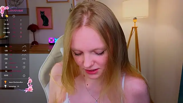 Snapshot of evangel1ne chatting on 02-12-26, 09:43 evangel1ne online show from 02-12-26, 09:43