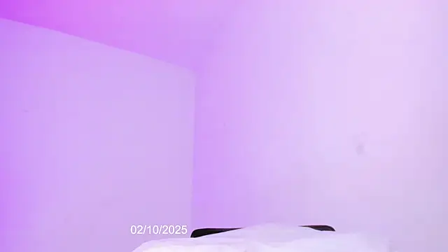 Snapshot of Coral_Princex chatting on 10-03-25, 05:04 Coral Princex online show from 10-03-25, 05:04