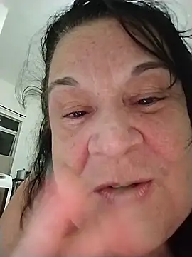 Yaya Mineira online show from 05-15-26, 11:34