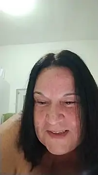 Snapshot of Yaya_Mineira chatting on 06-07-26, 11:19 Yaya Mineira online show from 06-07-26, 11:19