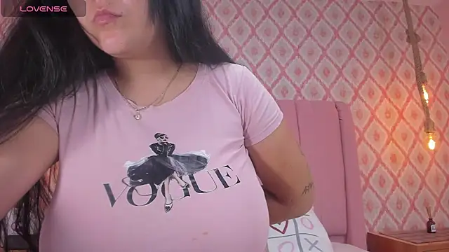 Snapshot of MAGIEVANS1 chatting on 01-13-25, 12:13 MAGIEVANS1 online show from 01-13-25, 12:13