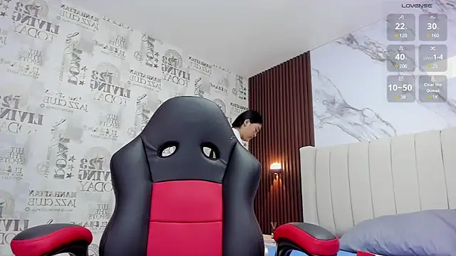 Snapshot of MAGIEVANS1 chatting on 02-19-25, 12:55 MAGIEVANS1 online show from 02-19-25, 12:55