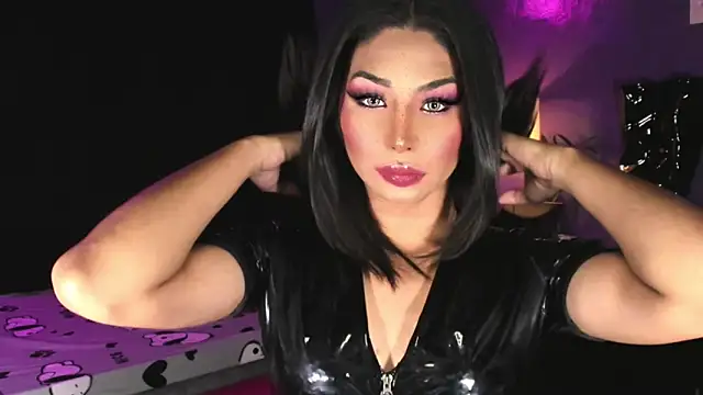 MaxxineMorenaTs online show from 04-05-26, 07:44