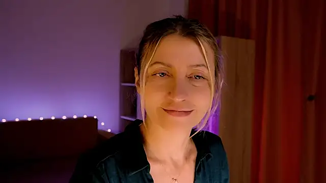 Snapshot of ZoeGrant chatting on 04-28-26, 05:40 ZoeGrant online show from 04-28-26, 05:40