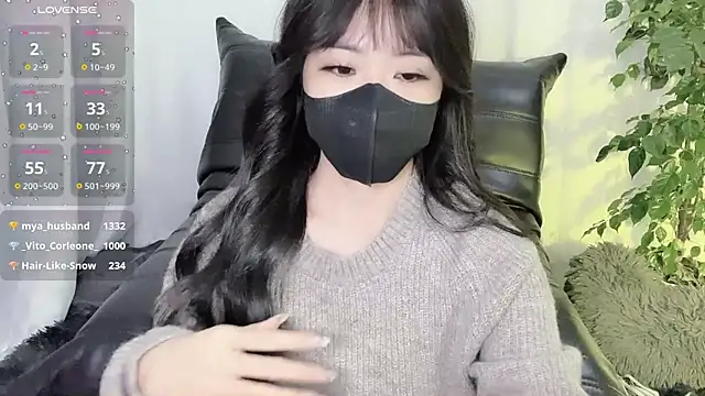 Snapshot of Mya_Lee chatting on 01-08-25, 07:24 Mya Lee online show from 01-08-25, 07:24