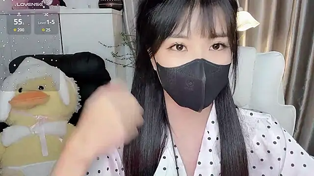 Snapshot of Mya_Lee chatting on 01-18-25, 02:23 Mya Lee online show from 01-18-25, 02:23