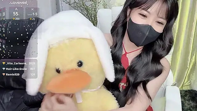 Snapshot of Mya_Lee chatting on 01-18-25, 05:26 Mya Lee online show from 01-18-25, 05:26