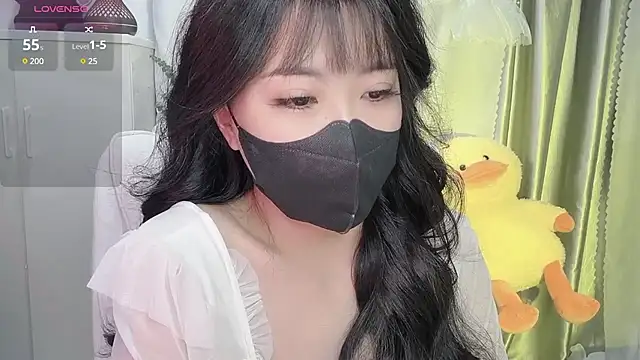 Snapshot of Mya_Lee chatting on 02-12-25, 03:49 Mya Lee online show from 02-12-25, 03:49