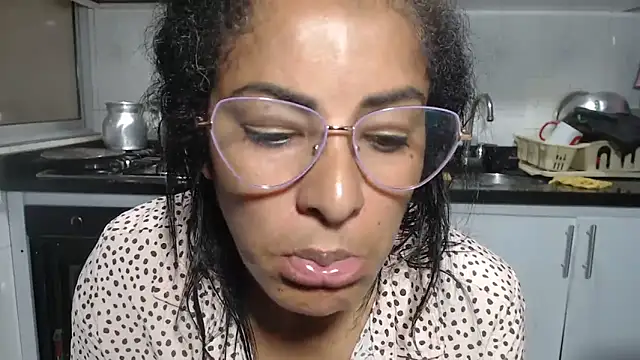 kateleyagrey online show from 05-20-26, 07:42