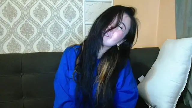 Snapshot of Bet_Lu chatting on 12-07-24, 05:37 Bet Lu online show from 12-07-24, 05:37