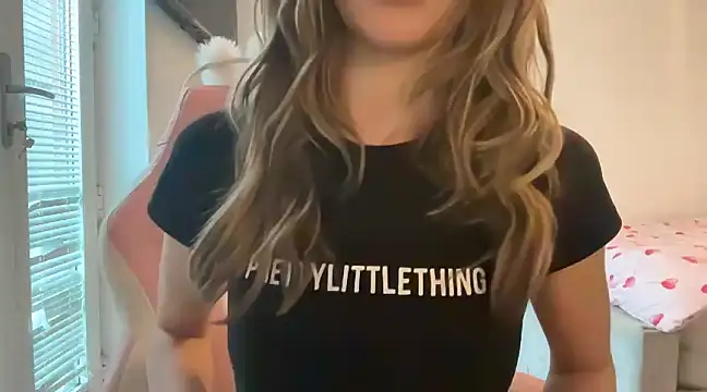 Lillymariee online show from 02-07-25, 01:01