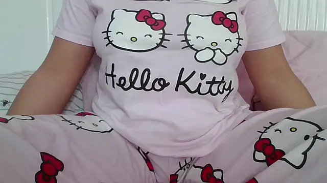 RealLittleRedRidingHood online show from 02-08-25, 01:01