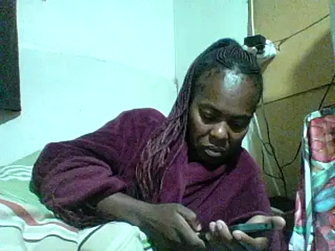 Snapshot of hairybushpussyxx1 chatting on 12-13-24, 01:48 hairybushpussyxx1 online show from 12-13-24, 01:48