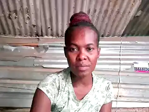 Snapshot of hairybushpussyxx1 chatting on 12-13-24, 02:38 hairybushpussyxx1 online show from 12-13-24, 02:38