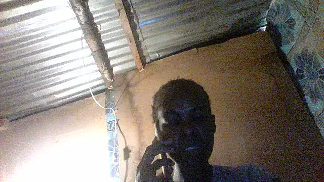 Snapshot of hairybushpussyxx1 chatting on 12-03-25, 09:18 hairybushpussyxx1 online show from 12-03-25, 09:18