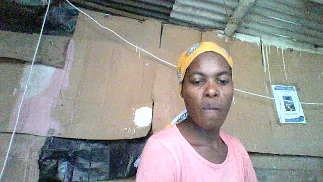 Snapshot of hairybushpussyxx1 chatting on 12-05-25, 12:25 hairybushpussyxx1 online show from 12-05-25, 12:25