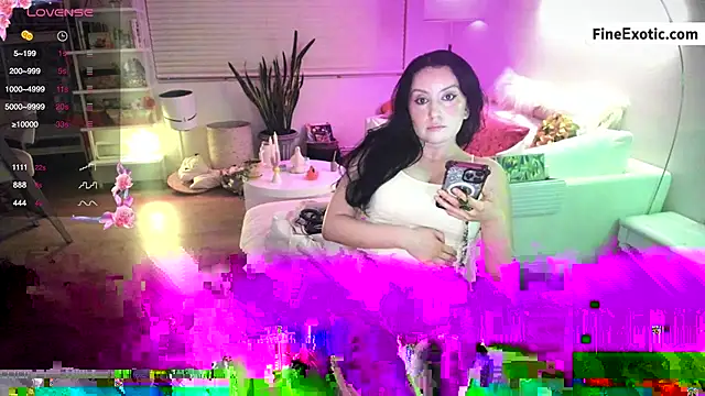 Snapshot of Vesaaa chatting on 03-15-25, 07:42 Vesaaa online show from 03-15-25, 07:42