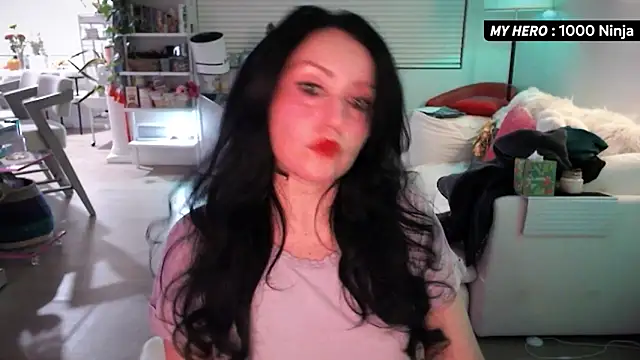 Snapshot of Vesaaa chatting on 11-29-25, 05:21 Vesaaa online show from 11-29-25, 05:21