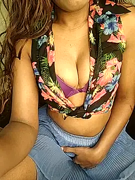 Snapshot of Indian-Squirt chatting on 02-25-25, 05:52 Indian-Squirt online show from 02-25-25, 05:52