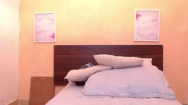 scaelettdubois online show from 12-03-24, 02:47