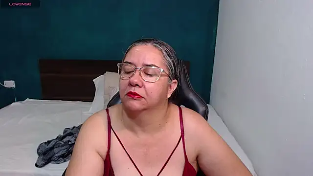 scaelettdubois online show from 10-05-25, 12:09