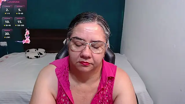 scaelettdubois online show from 10-06-25, 12:08