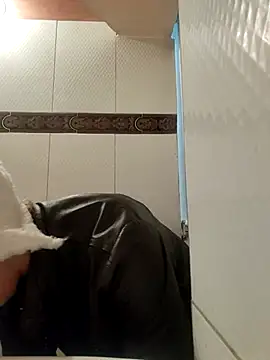 Snapshot of sexymarilyncolombia chatting on 02-26-25, 08:54 sexymarilyncolombia online show from 02-26-25, 08:54