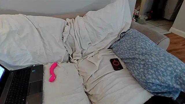 EmoDream1998 online show from 02-07-25, 06:34