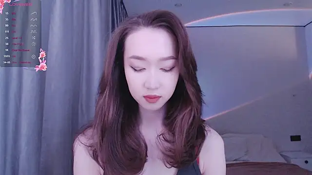 Snapshot of _luna_022 chatting on 12-31-24, 02:08 luna 022 online show from 12-31-24, 02:08