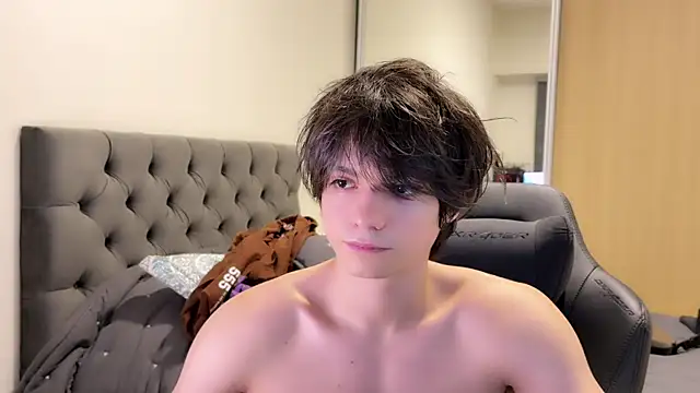 Snapshot of SasukeUhchiaa chatting on 12-21-24, 03:03 SasukeUhchiaa online show from 12-21-24, 03:03