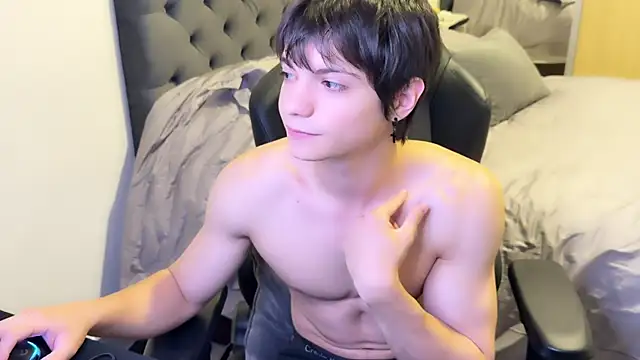 Snapshot of SasukeUhchiaa chatting on 03-06-25, 02:40 SasukeUhchiaa online show from 03-06-25, 02:40