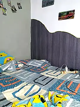 Snapshot of Little_Naughty_Nicole chatting on 04-10-26, 05:56 Little Naughty Nicole online show from 04-10-26, 05:56