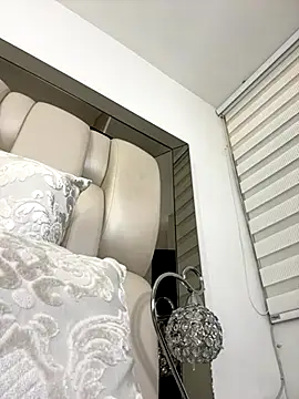 ALISSON FOXXX1 online show from 11-19-25, 10:54