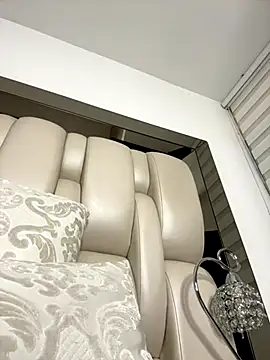 ALISSON FOXXX1 online show from 11-28-25, 10:56