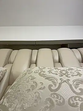 Snapshot of ALISSON_FOXXX1 chatting on 02-17-26, 10:49 ALISSON FOXXX1 online show from 02-17-26, 10:49