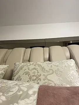 Snapshot of ALISSON_FOXXX1 chatting on 02-19-26, 10:50 ALISSON FOXXX1 online show from 02-19-26, 10:50