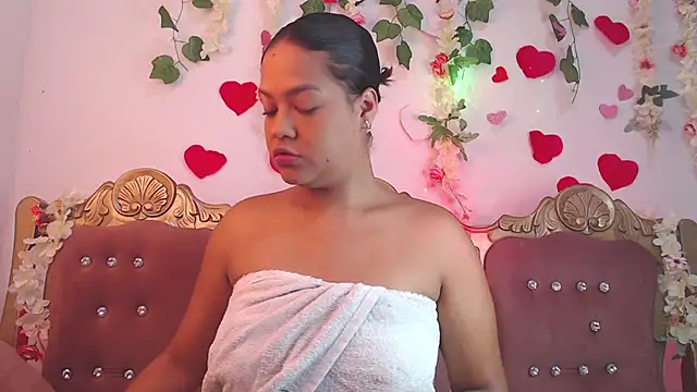 slutty hotwife online show from 03-19-25, 08:12