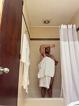 JonJ0 online show from 03-08-26, 12:53