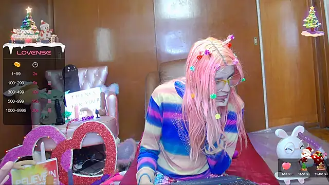 Snapshot of Skinygirl chatting on 01-09-25, 11:45 Skinygirl online show from 01-09-25, 11:45